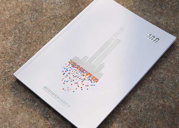 設(shè)計(jì)出有特點(diǎn)的宣傳畫(huà)冊(cè)