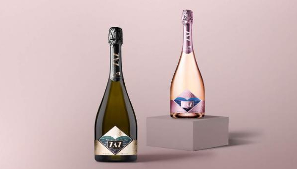 讓你的年輕光彩閃耀｜時尚葡萄酒包裝設計